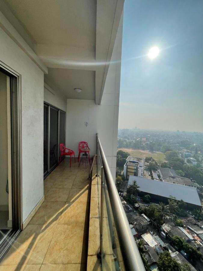 Atrium - Iconic Apartment Sri Jayewardenepura Kotte Exterior foto